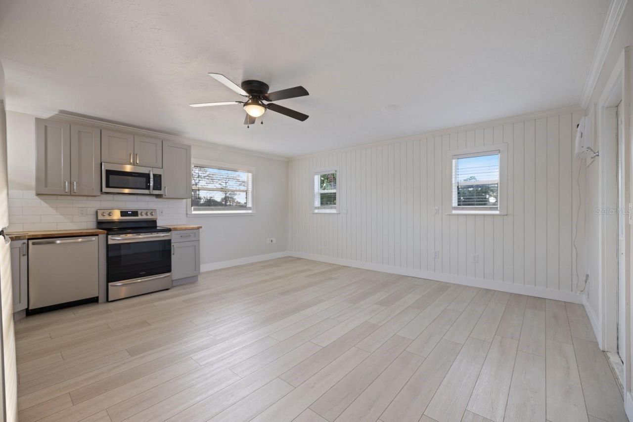 842 Nokomis Avenue S, Venice, FL 34285 Photo