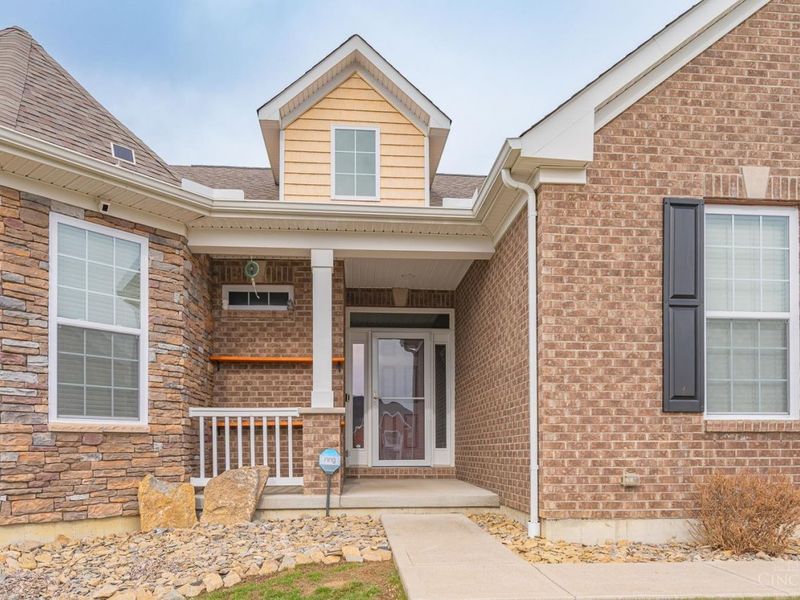 7890 Planters Lane, West Chester, OH 45069 Photo 2