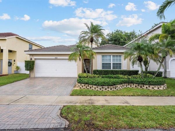 2850 E Sable Cir, Margate, FL 33063