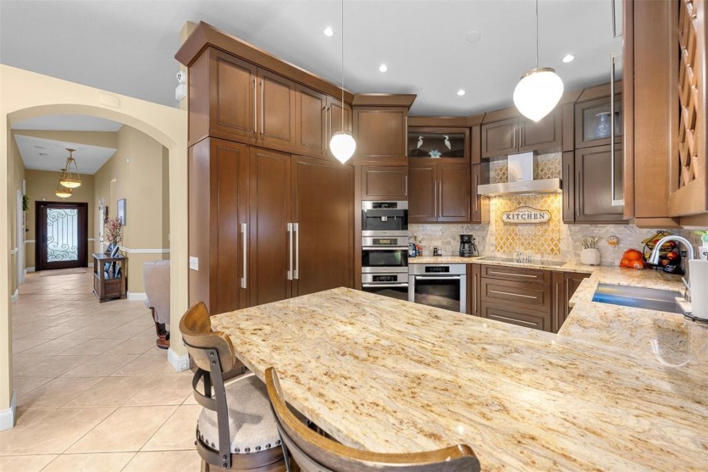 2850 E Sable Cir, Margate, FL 33063 Photo