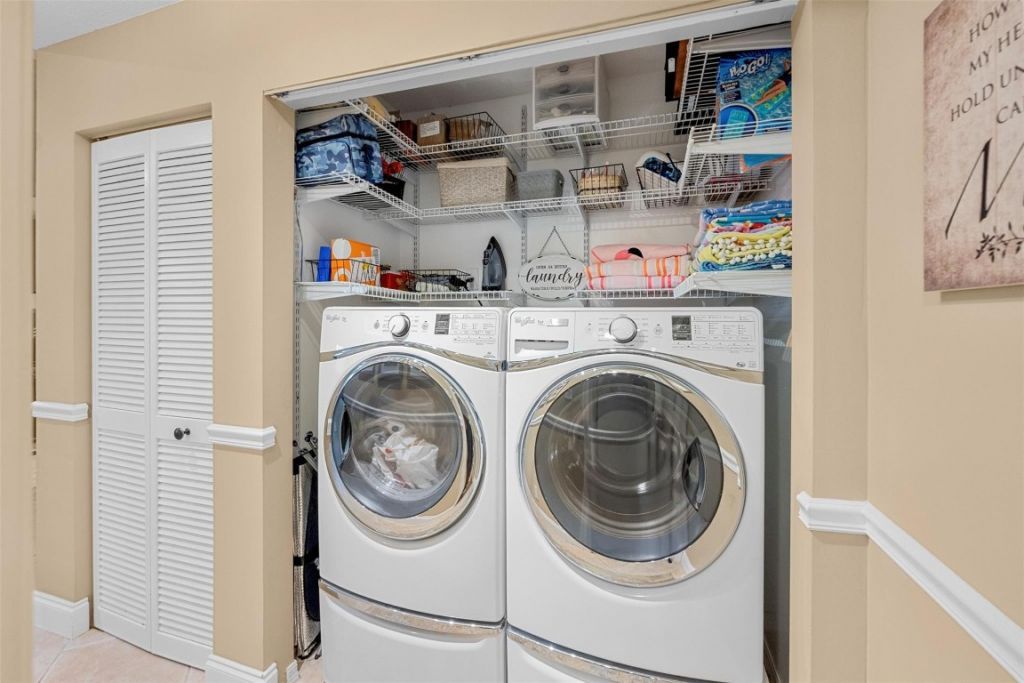 2850 E Sable Cir, Margate, FL 33063 Photo