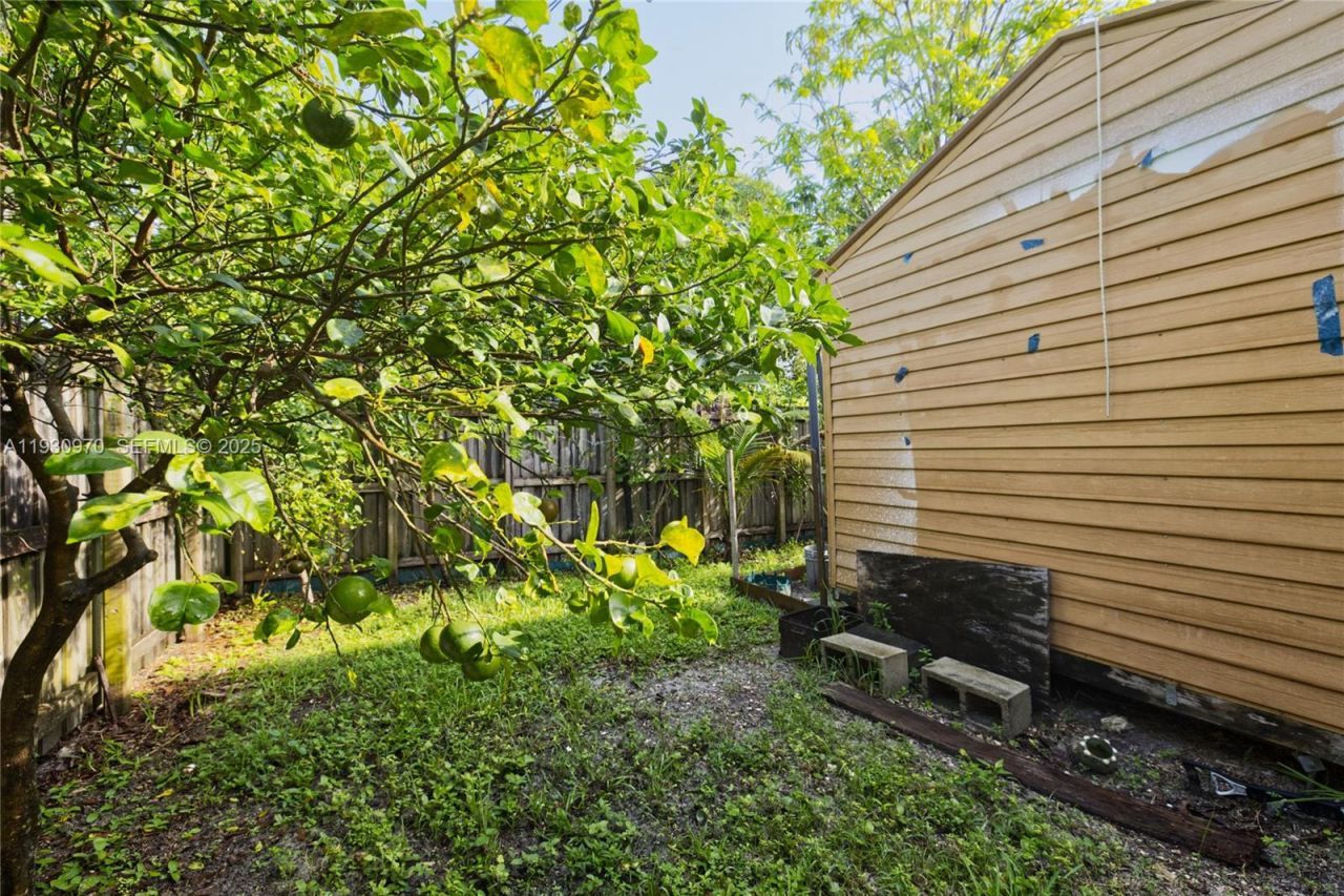 795 NE 146th St , North Miami, FL 33161 Photo