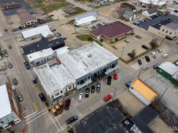 104-110 N Jackson Street, Perryville, MO 63775