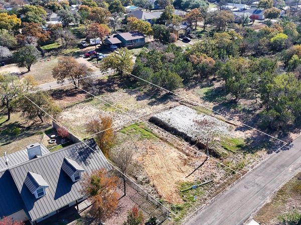 735 Birch LN, Cottonwood Shores, TX 78657