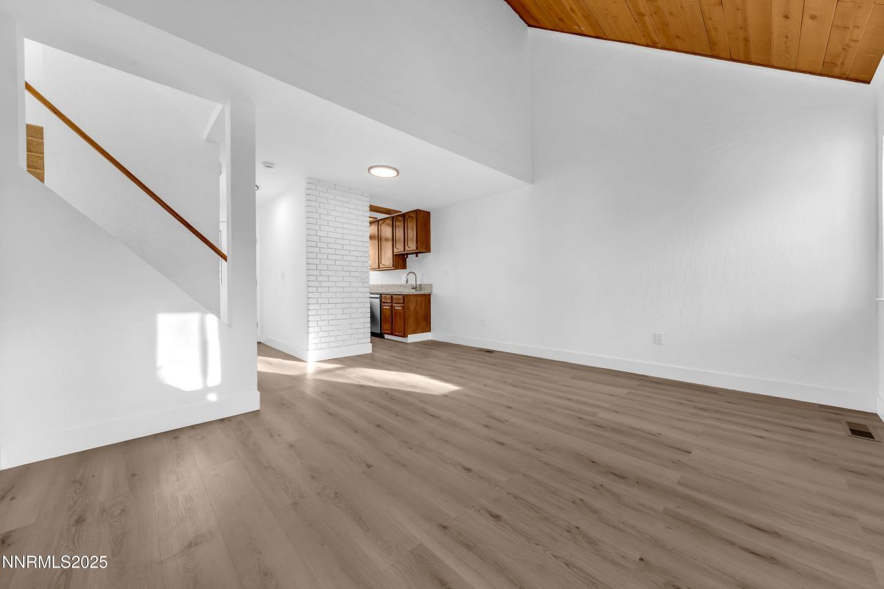 2545 Garfield Drive, Sparks, NV 89431 Photo