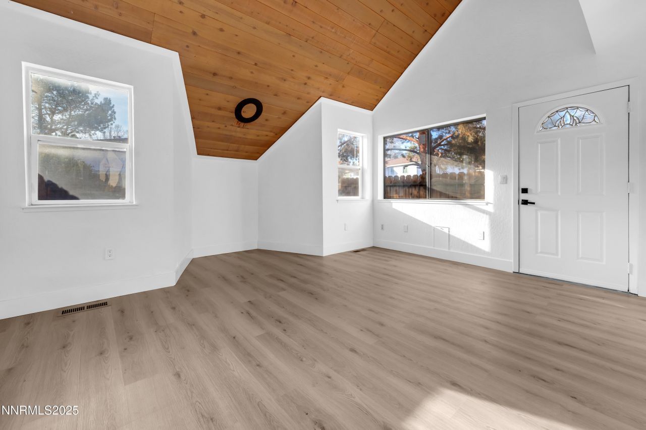 2545 Garfield Drive, Sparks, NV 89431 Photo