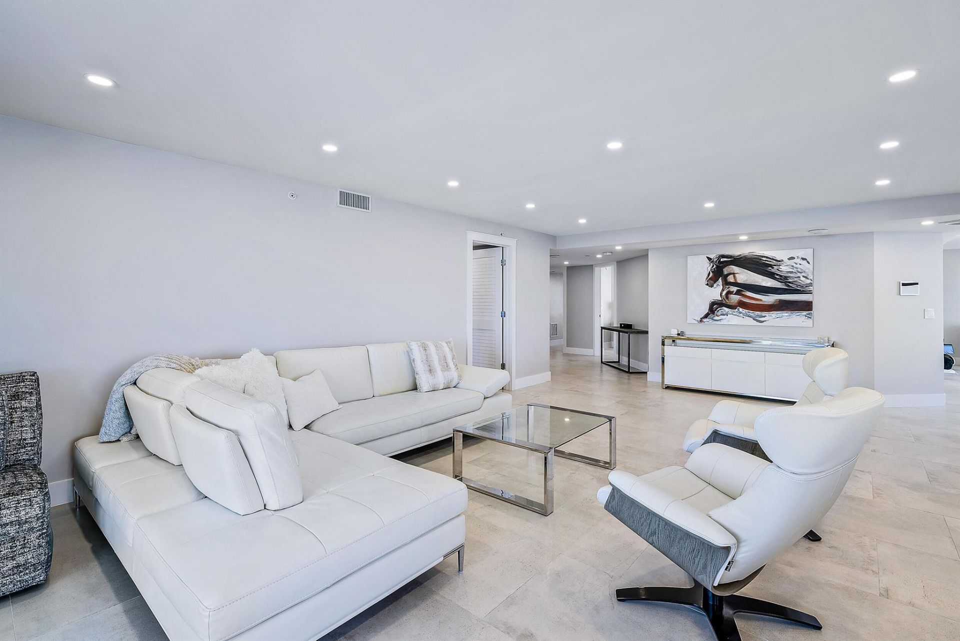 5200 N Ocean Drive, Unit 2003, Singer Island, FL 33404 Photo