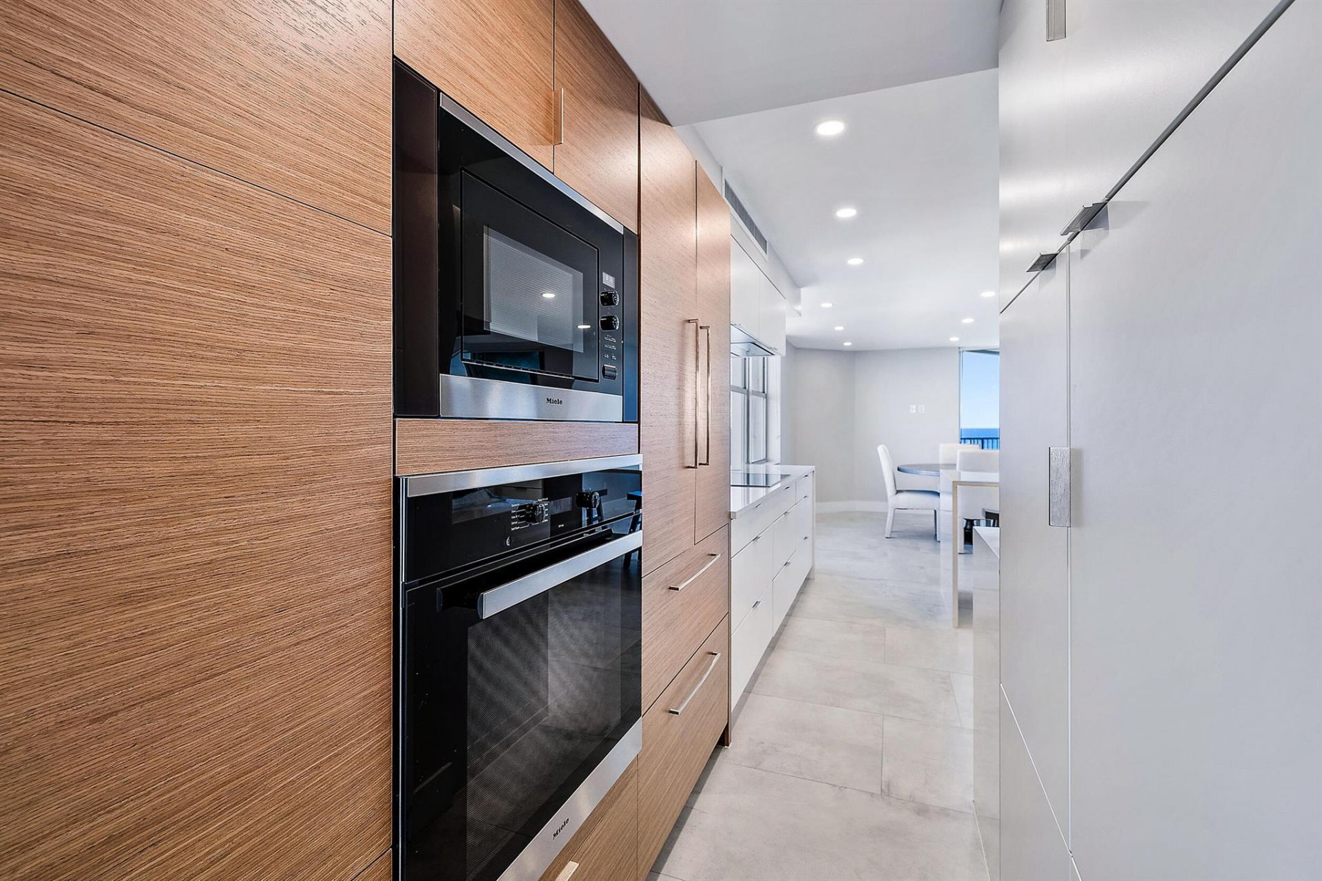 5200 N Ocean Drive, Unit 2003, Singer Island, FL 33404 Photo