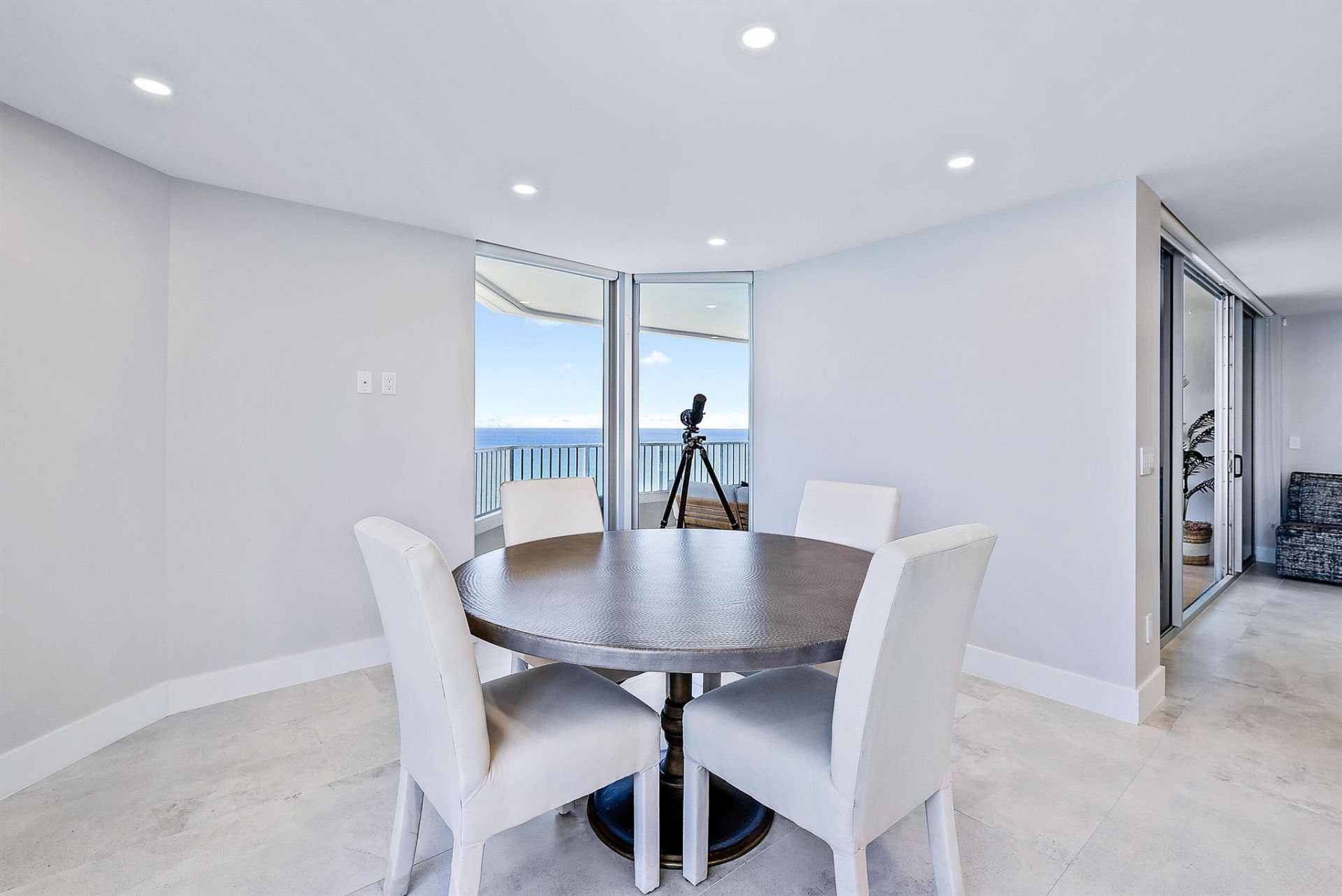 5200 N Ocean Drive, Unit 2003, Singer Island, FL 33404 Photo