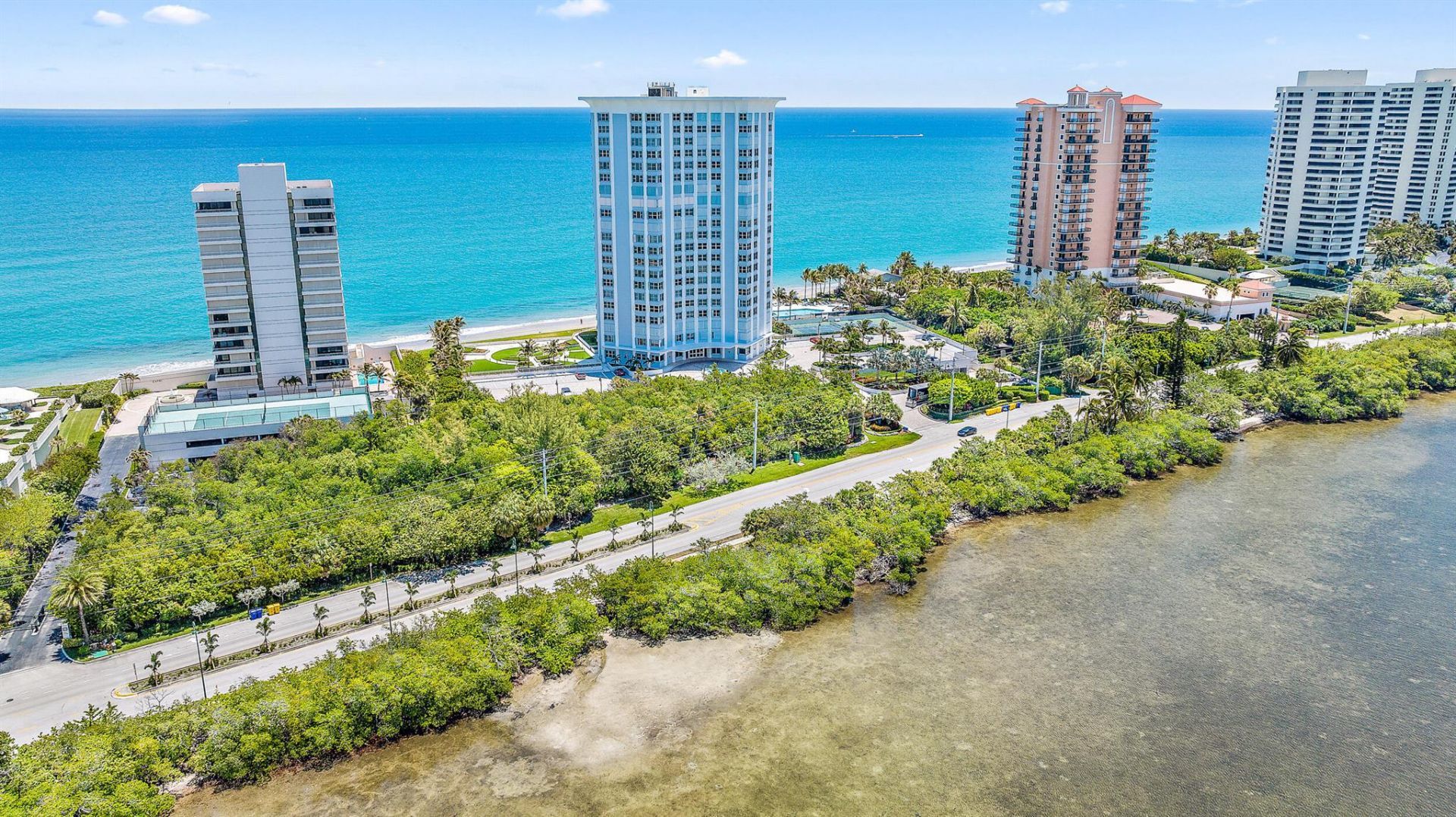 5200 N Ocean Drive, Unit 2003, Singer Island, FL 33404 Photo