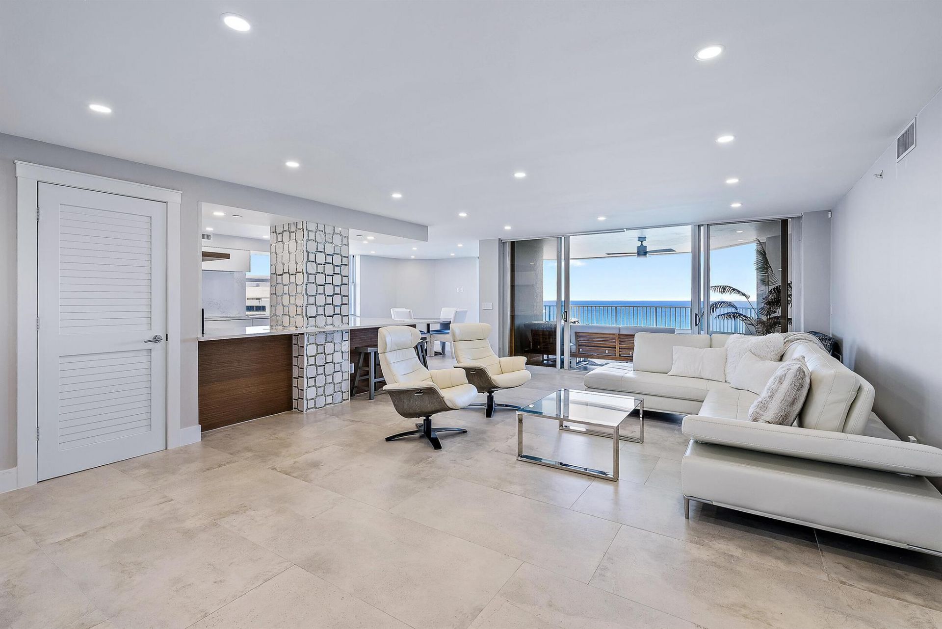 5200 N Ocean Drive, Unit 2003, Singer Island, FL 33404 Photo