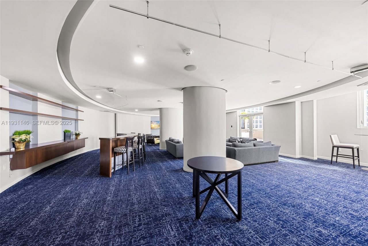 9066 SW 73rd Ct, Unit 405, Miami, FL 33156 Photo