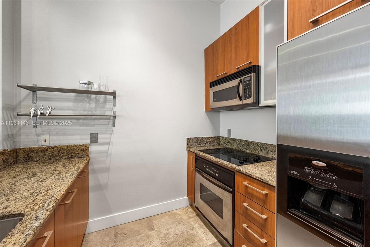 9066 SW 73rd Ct, Unit 405, Miami, FL 33156 Photo