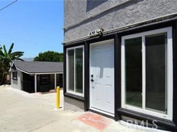 631 1/2 N Benton Way, Silver Lake, CA 90026