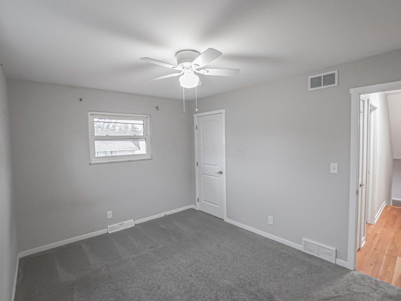 5846 Riverton Road, Columbus, OH 43232 Photo 8