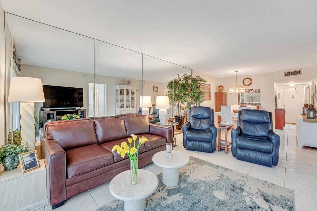 646 Snug Harbor Drive, Unit H301, Boynton Beach, FL 33435 Photo