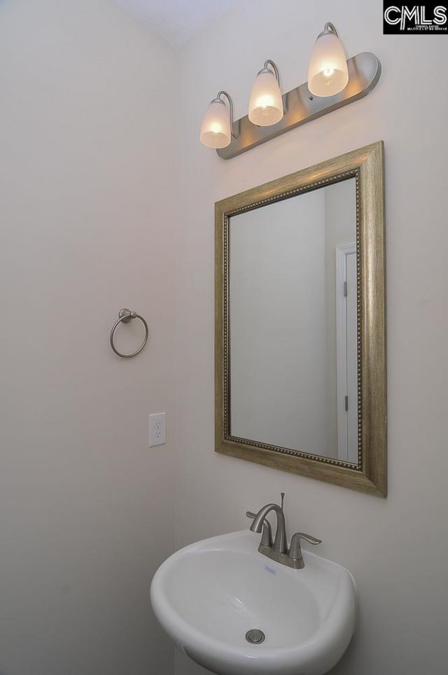 125 Madison Park Drive Photo 13