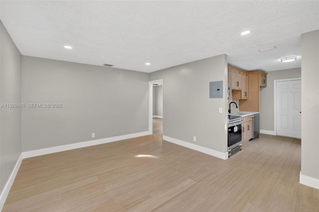 1015 NE 17th Ct, Fort Lauderdale, FL 33305 Photo