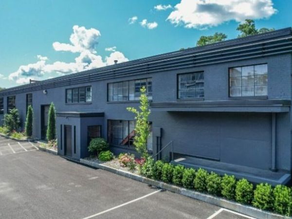 19 Mendon St, Uxbridge, MA 01569