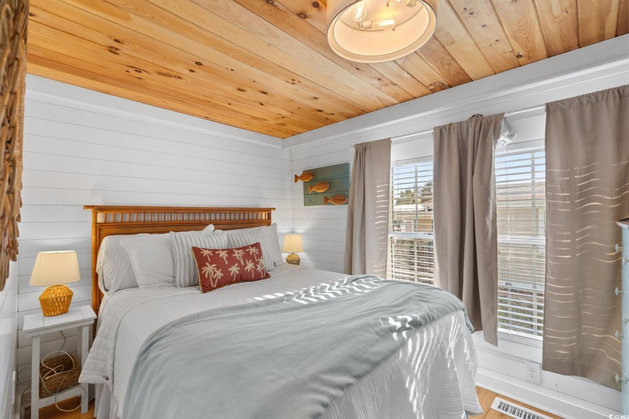 137 Riptide Circle Photo 18