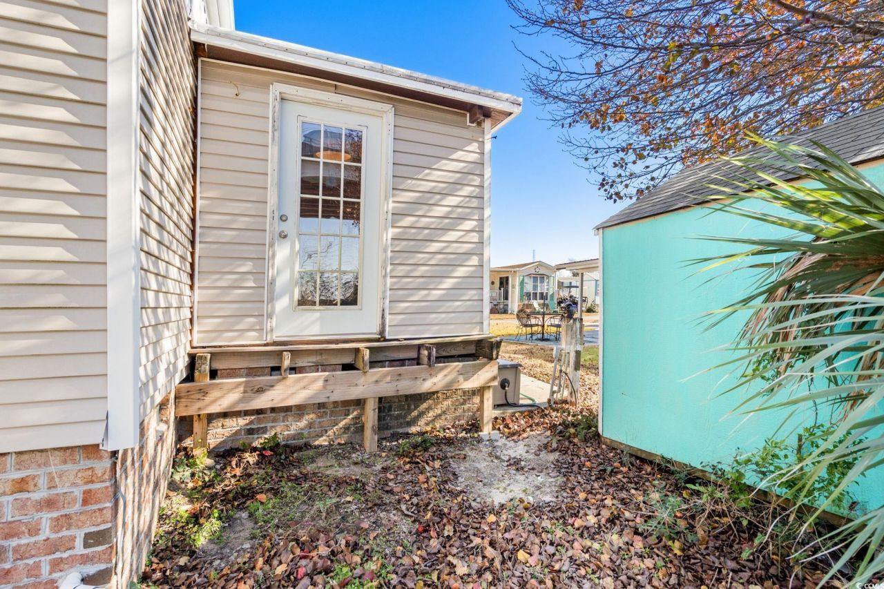 137 Riptide Circle Photo 24