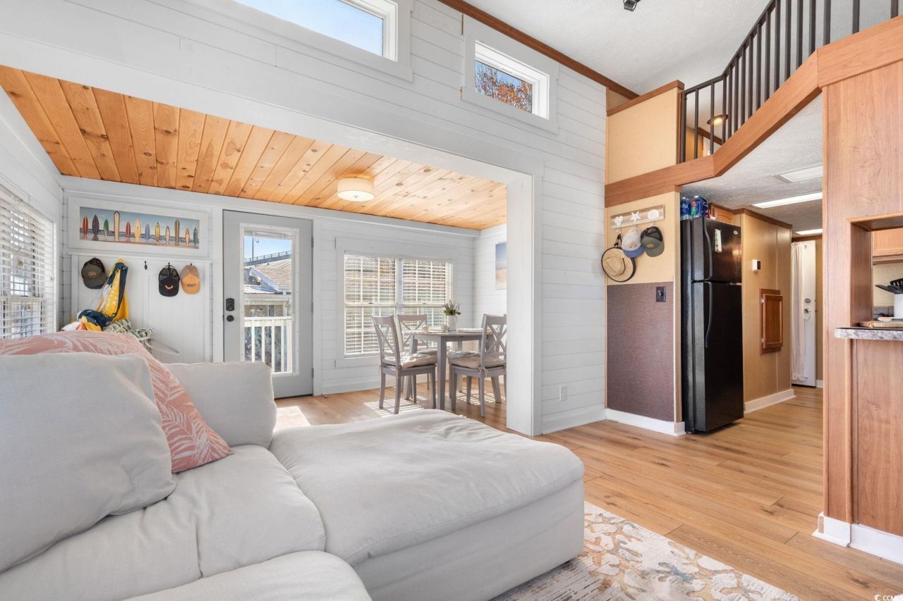 137 Riptide Circle Photo 9