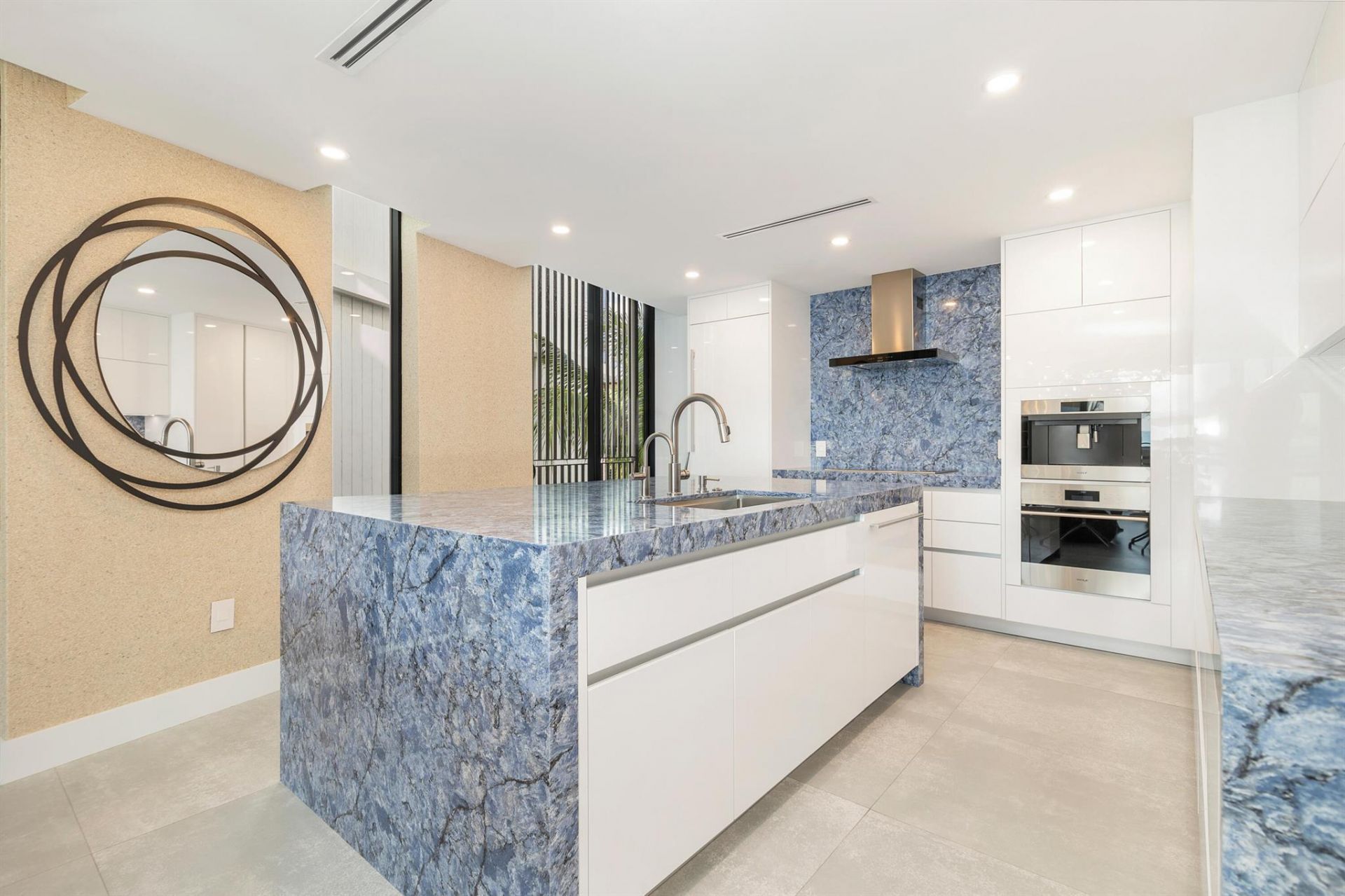 106 Inlet Way, Unit 202, Palm Beach Shores, FL 33404 Photo