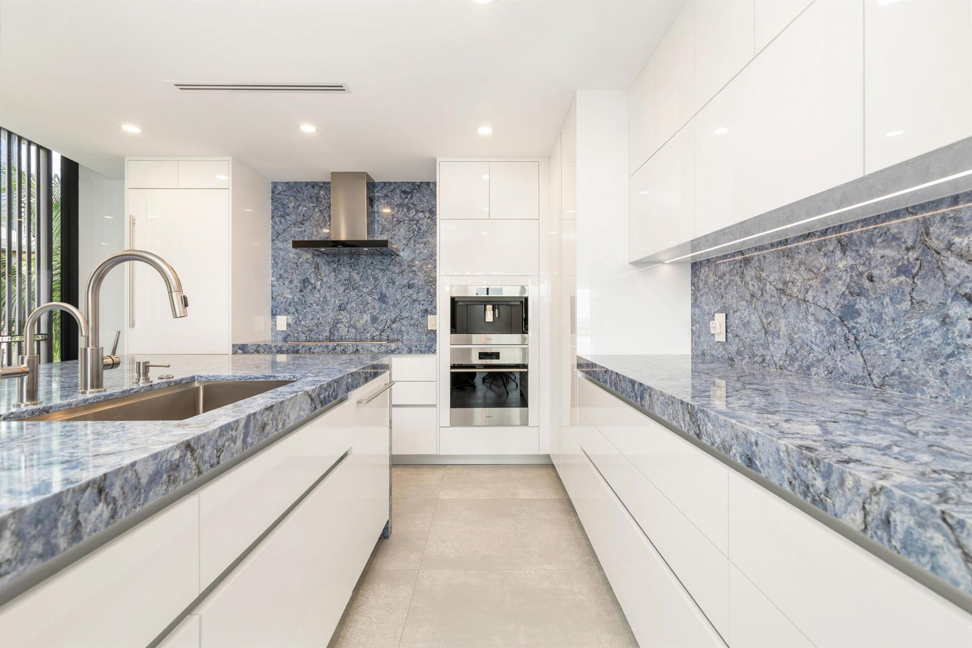 106 Inlet Way, Unit 202, Palm Beach Shores, FL 33404 Photo