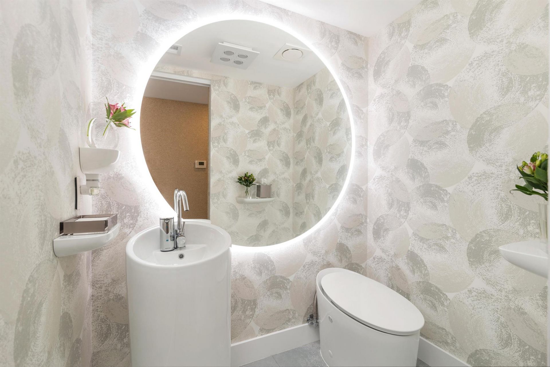 106 Inlet Way, Unit 202, Palm Beach Shores, FL 33404 Photo