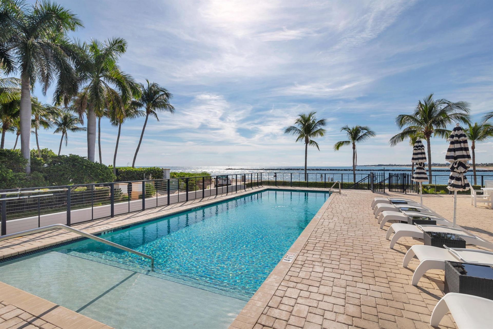 106 Inlet Way, Unit 202, Palm Beach Shores, FL 33404 Photo