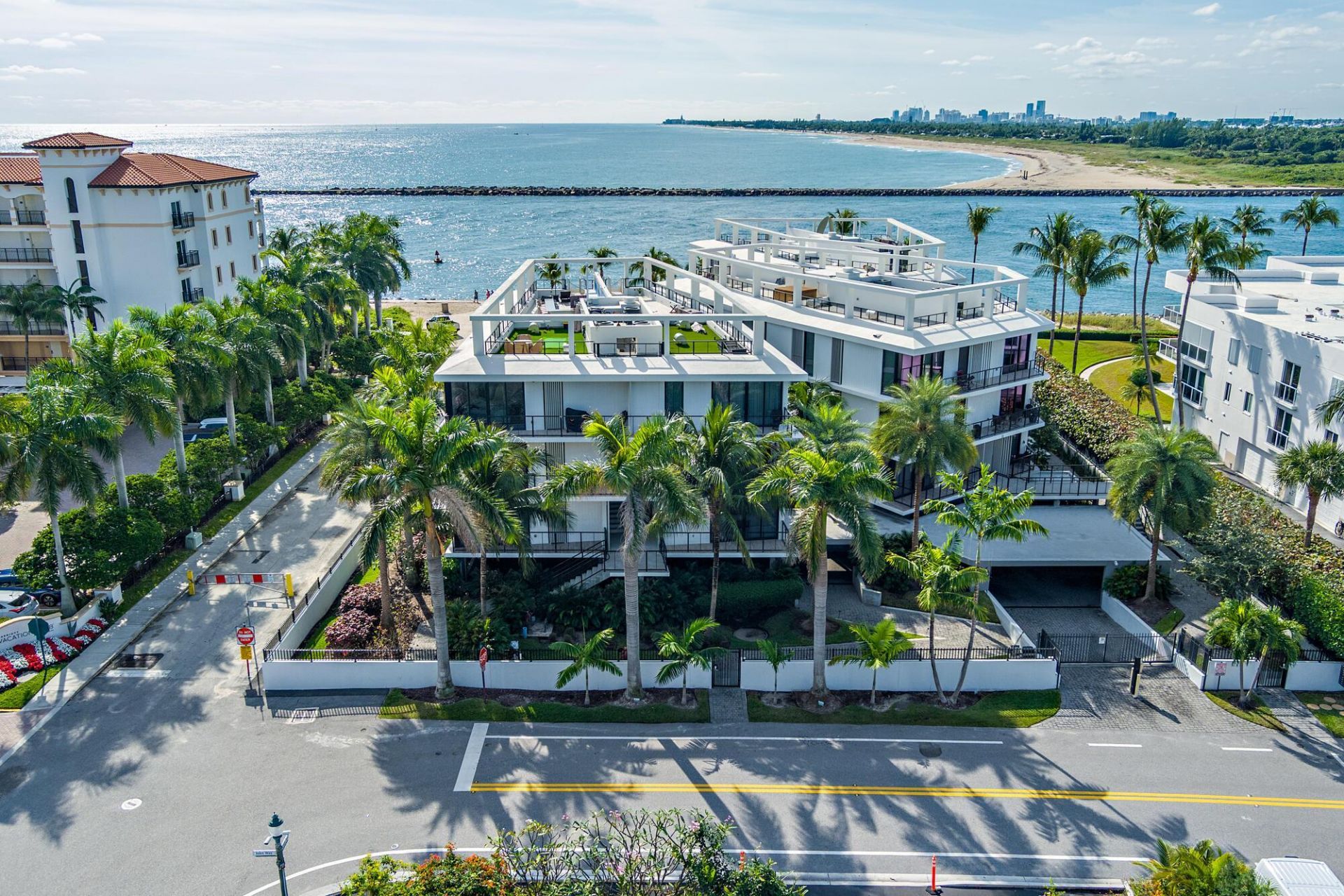 106 Inlet Way, Unit 202, Palm Beach Shores, FL 33404 Photo