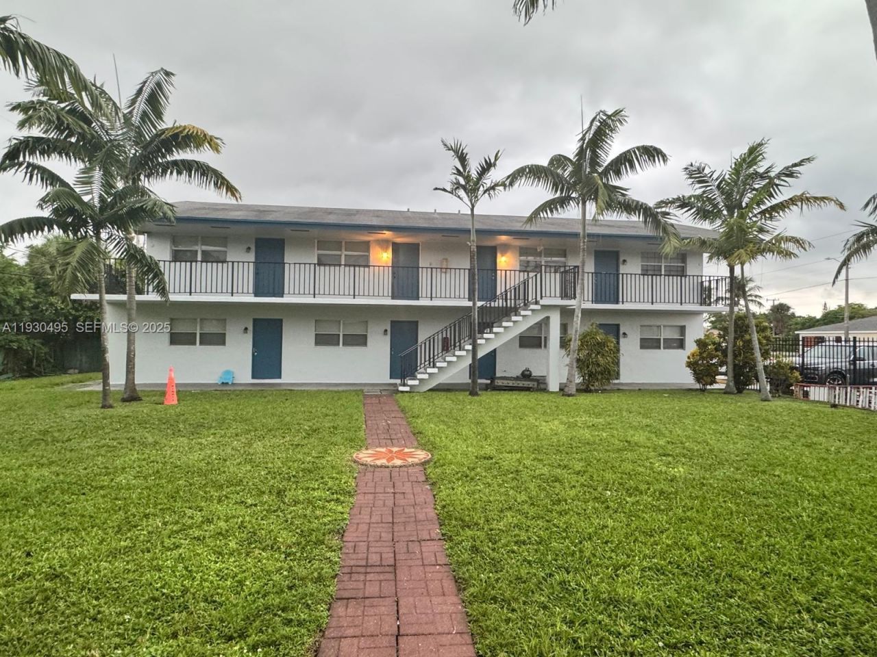 201 W Blue Heron Blvd , Riviera Beach, FL 33404 Photo