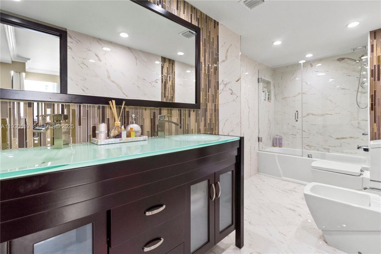 1880 S Ocean Dr, Unit TS106, Hallandale Beach, FL 33009 Photo