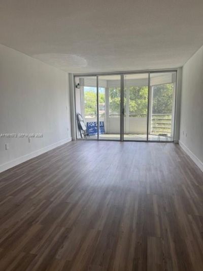 1301 NE 191st St, Unit F407, Miami, FL 33179 Photo