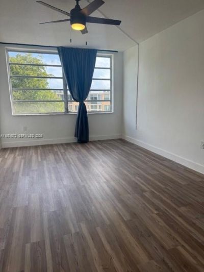 1301 NE 191st St, Unit F407, Miami, FL 33179 Photo