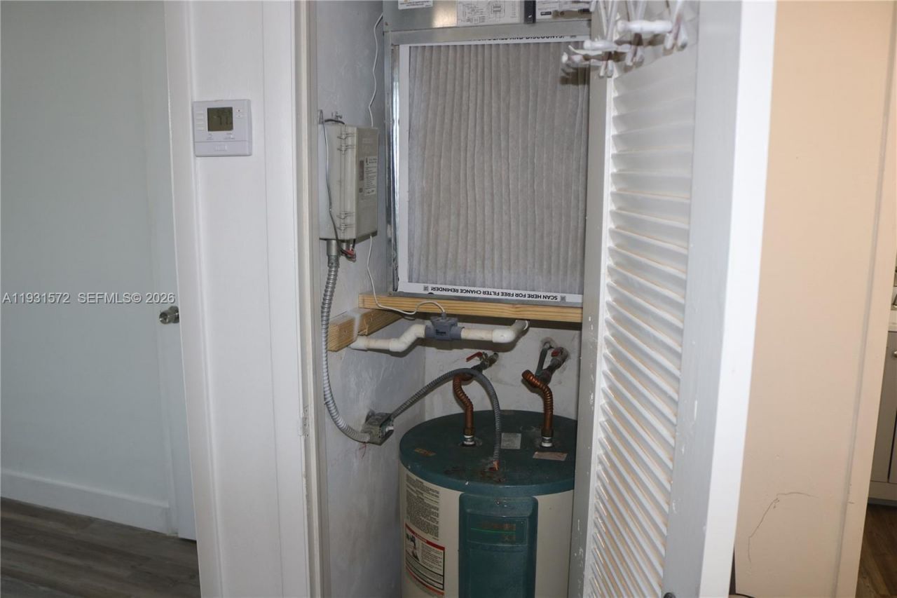 1301 NE 191st St, Unit F407, Miami, FL 33179 Photo