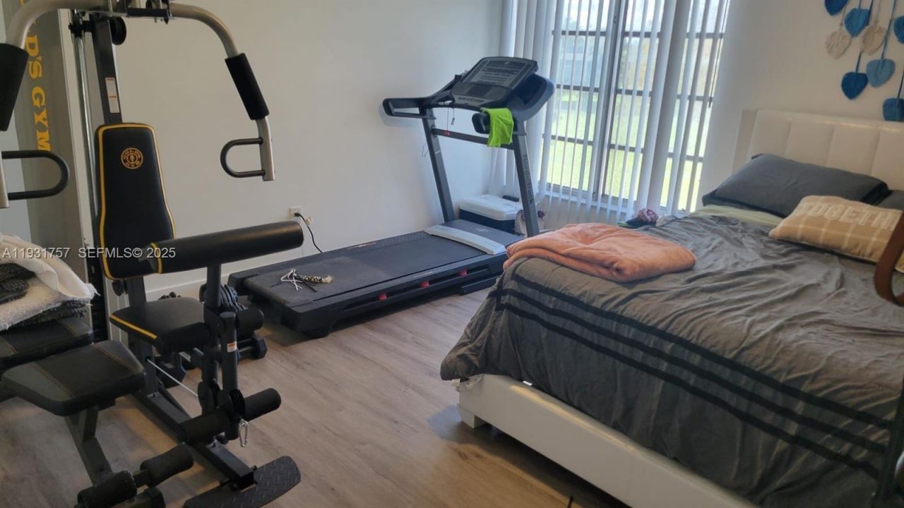 4158 Inverrary Dr, Unit 409, Lauderhill, FL 33319 Photo