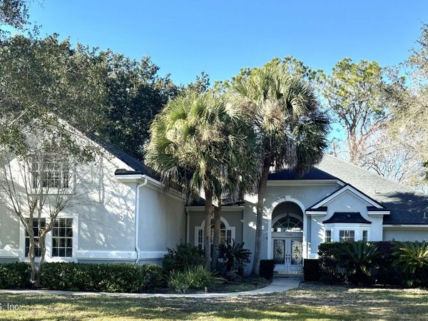 10098 CHESTER LAKE Road E, Jacksonville, FL 32256