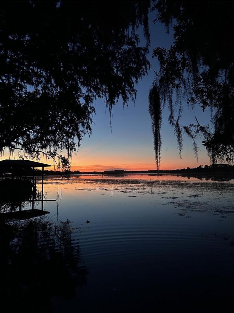 6585 W Riverbend Road, Dunnellon, FL 34433 Photo