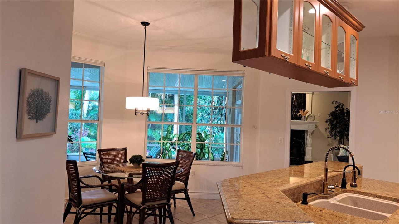 2377 Burton Lane, Sarasota, FL 34239 Photo