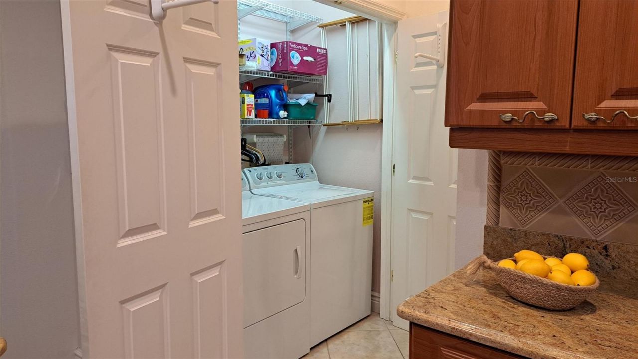 2377 Burton Lane, Sarasota, FL 34239 Photo