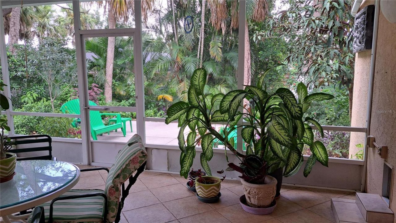 2377 Burton Lane, Sarasota, FL 34239 Photo