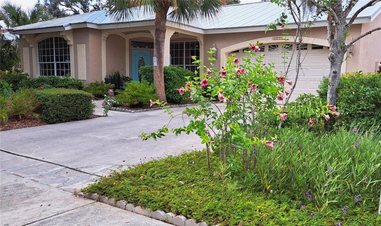 2377 Burton Lane, Sarasota, FL 34239 Photo