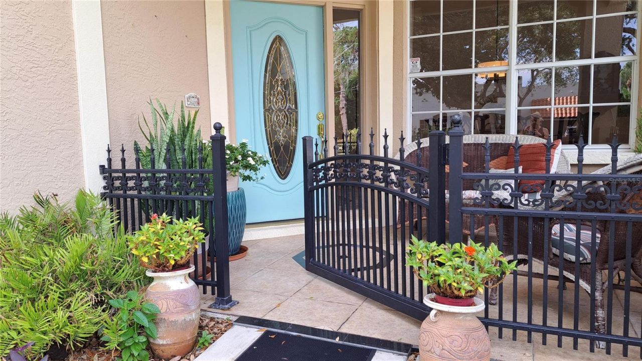 2377 Burton Lane, Sarasota, FL 34239 Photo