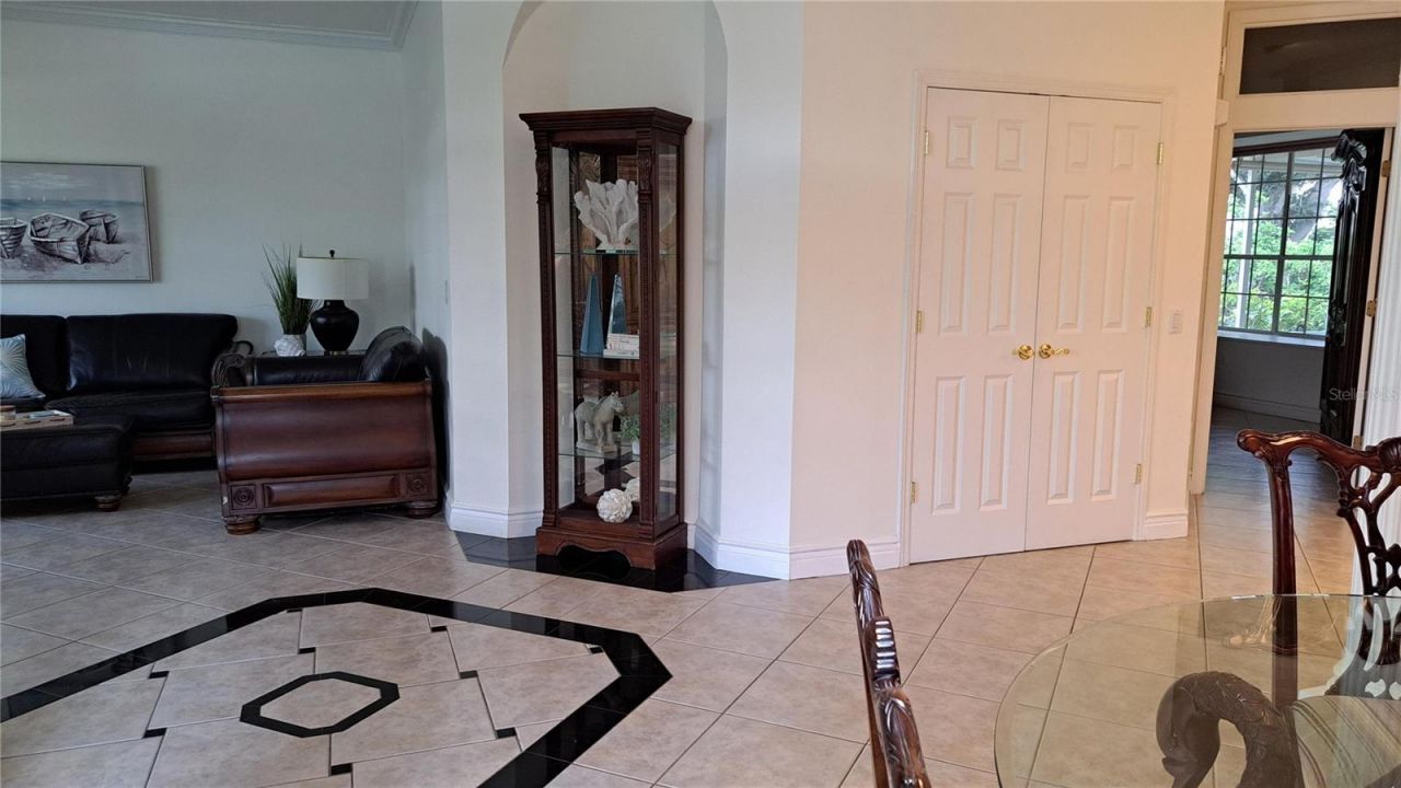 2377 Burton Lane, Sarasota, FL 34239 Photo