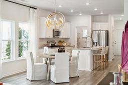 1021 Patagonia Street photo 4