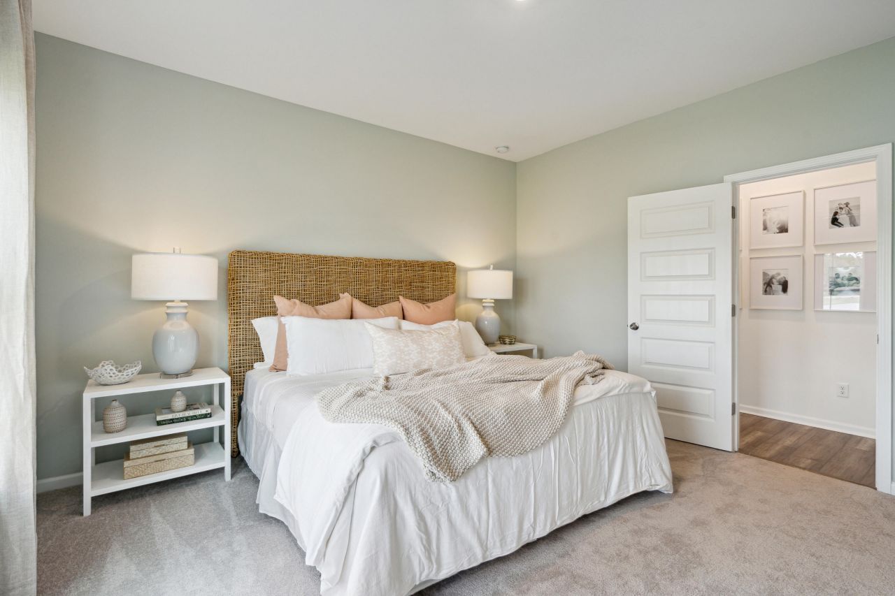 1021 Patagonia Street Photo 8