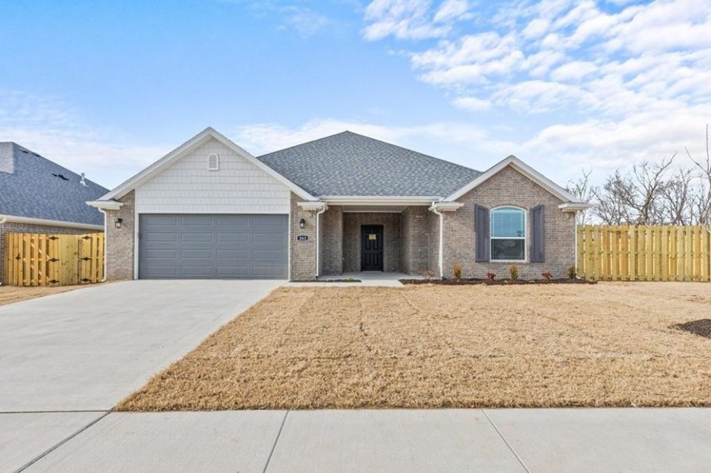 1109 Calla Lily Avenue, Lowell, AR 72745 Main Photo