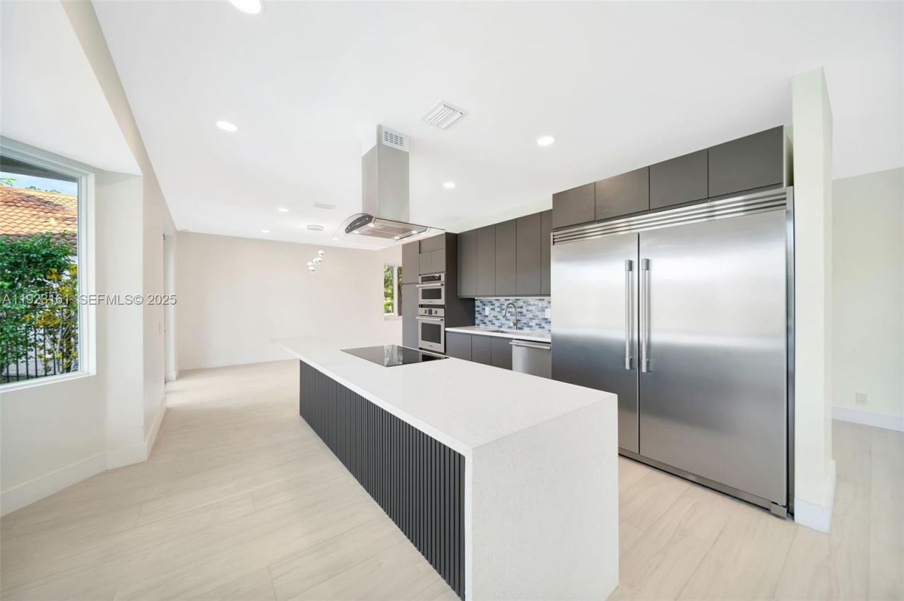 322 Lake Crest Ct , Weston, FL 33326 Photo