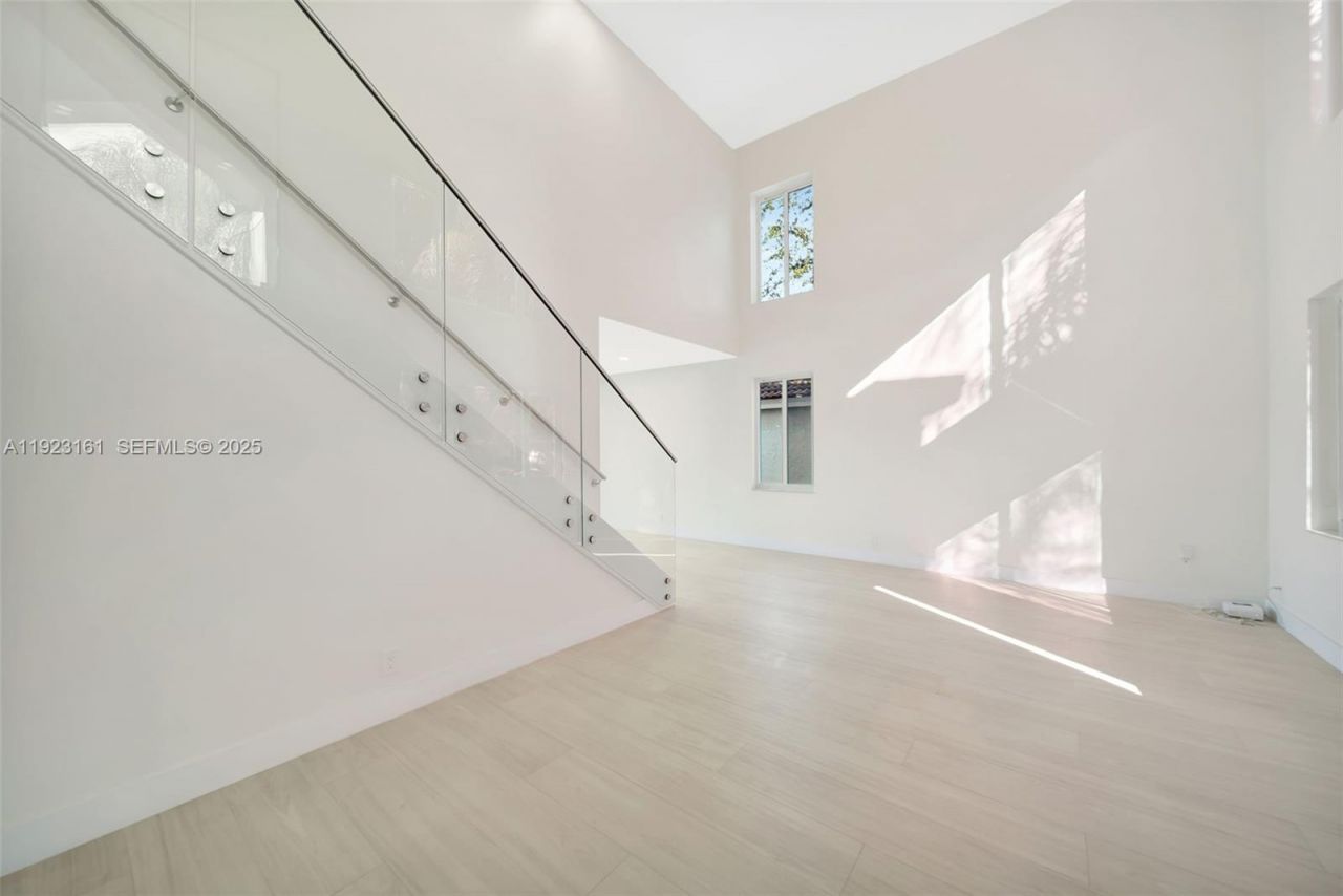 322 Lake Crest Ct , Weston, FL 33326 Photo